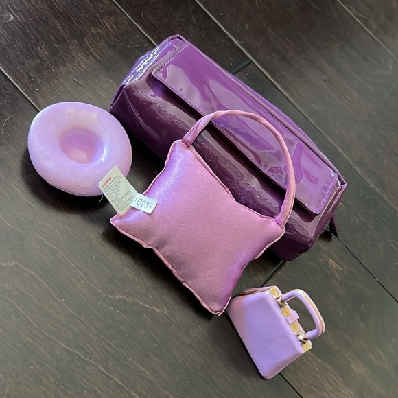 Purple purse bag and decor - Picture 5 of 12